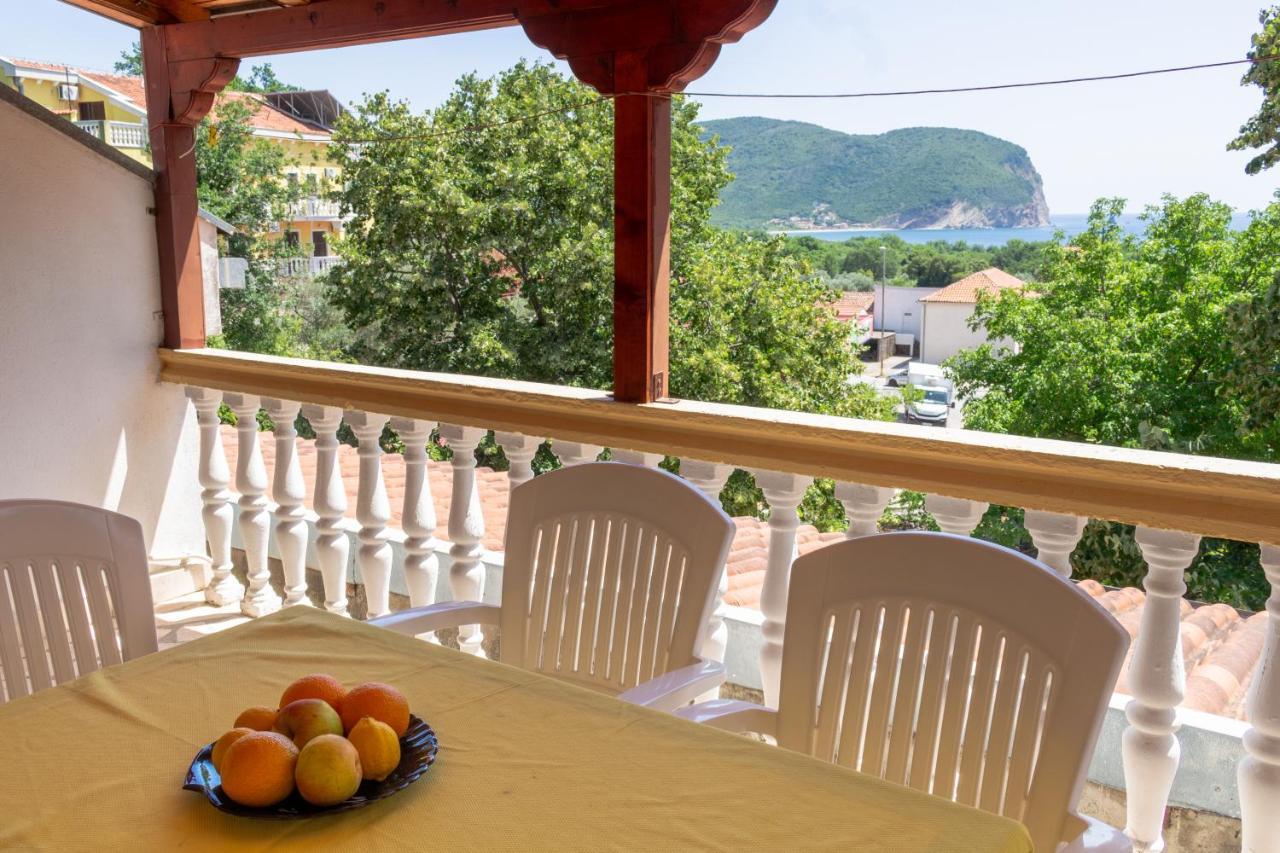 Vuko I Magdalena Midzor Apartment Petrovac Ngoại thất bức ảnh
