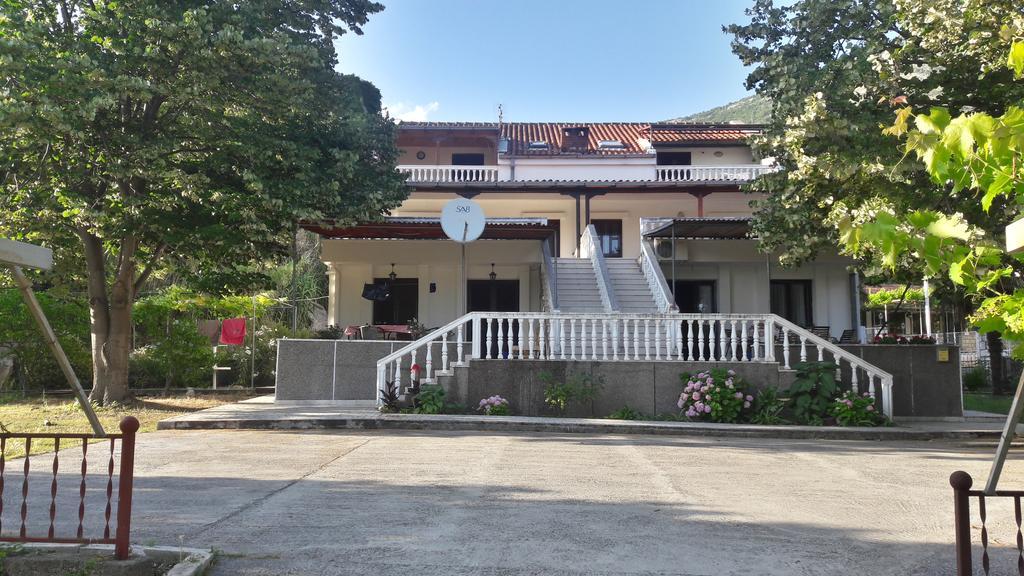 Vuko I Magdalena Midzor Apartment Petrovac Ngoại thất bức ảnh