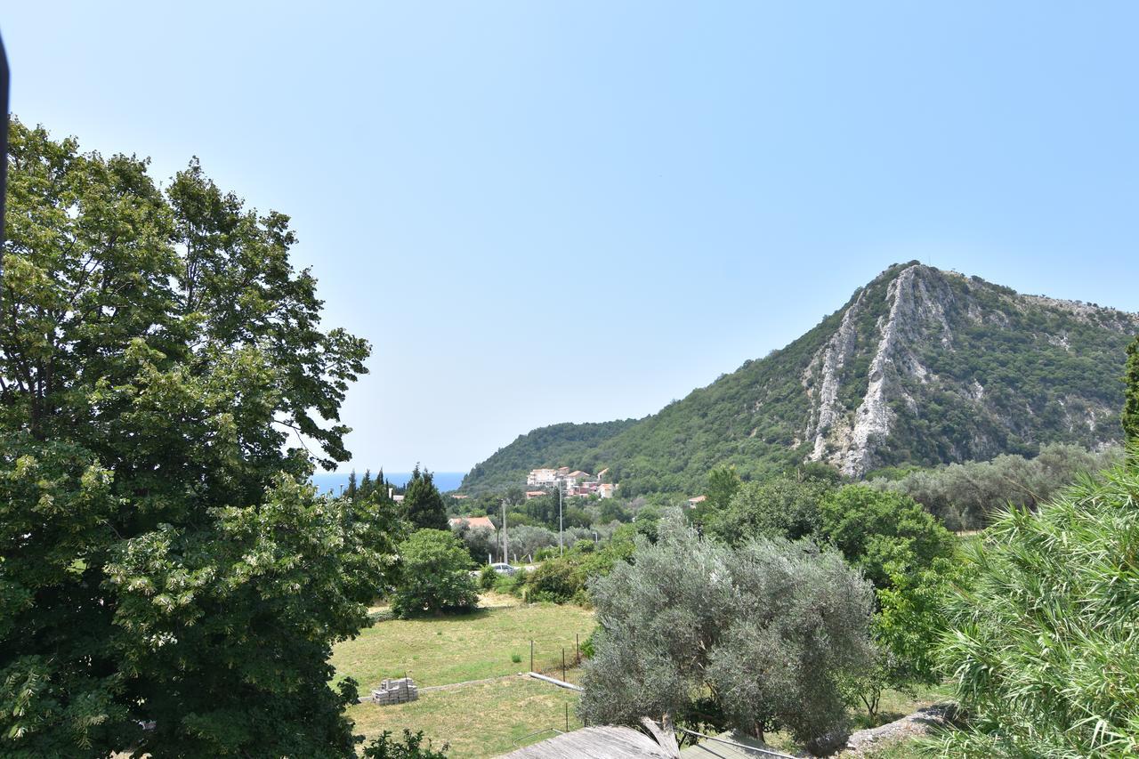 Vuko I Magdalena Midzor Apartment Petrovac Ngoại thất bức ảnh